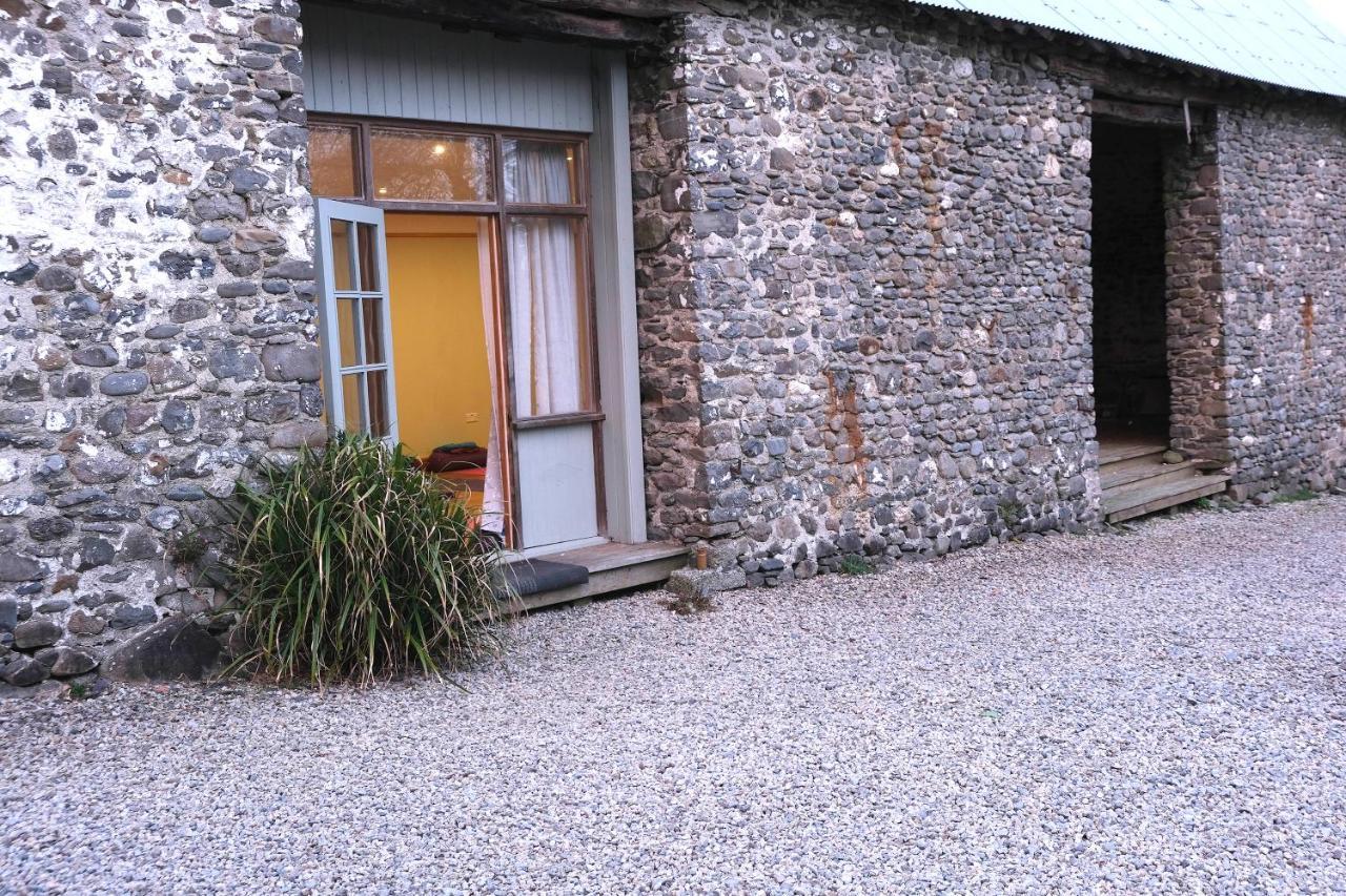 Henllys Estate B And B Llandovery Exterior foto